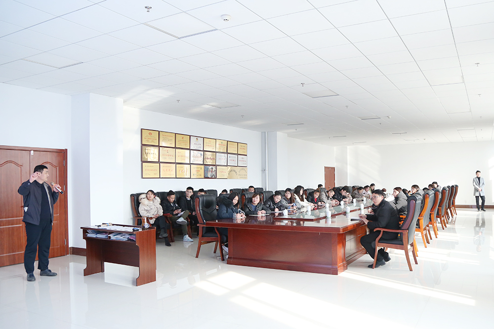 濟寧市工信商務(wù)職業(yè)培訓(xùn)學(xué)院組織開展業(yè)務(wù)風(fēng)險防控專題培訓(xùn)