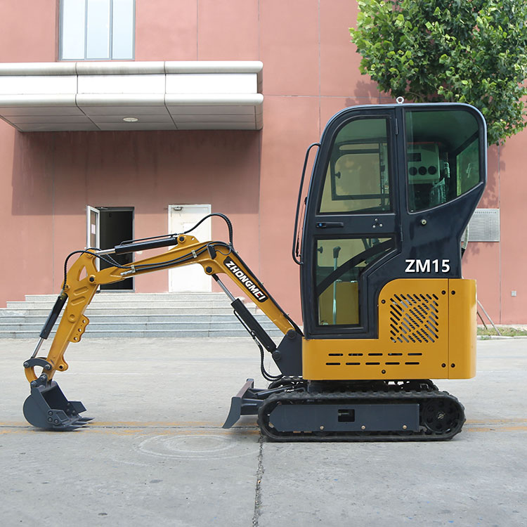 15小型挖掘機(jī)